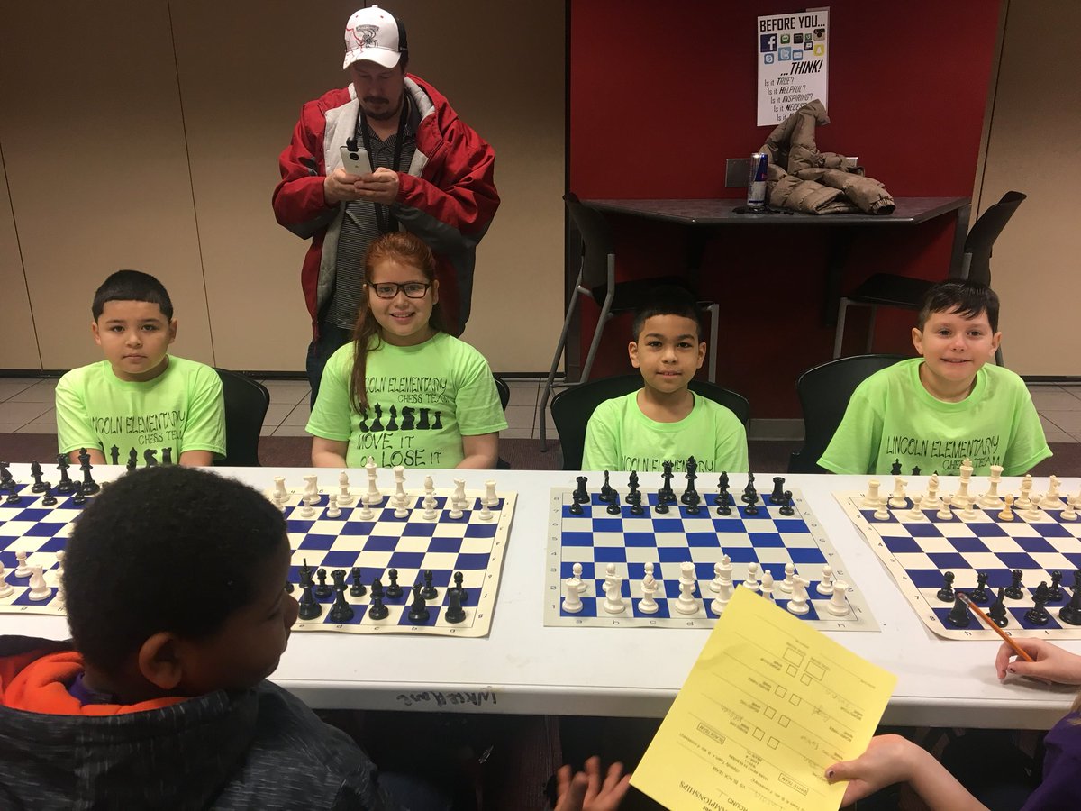 MissFerry13's tweet photo. These kids are so cool to be spending their entire Saturday playing chess 🤓😍 #lincolnchessteam #scichess #mylincolnlion #schk12 https://t.co/u6KyKV1OIn