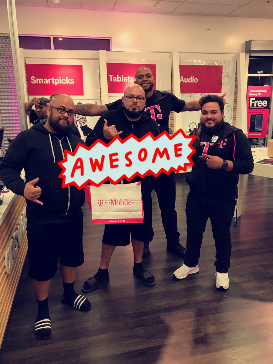 anthonieacevedo's tweet photo. Our 167 Store is Rocking Today! With Two Iwatches Out the door making that 8 IOT for the day so far! #BeyondWireless @ismael_aguiniga @JohnLegere @OneInTouch @TMocapagal @M_J_Arias https://t.co/eijLMoHmoT