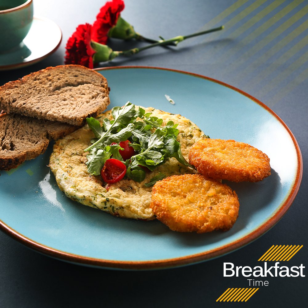 AkaBistroIn's tweet photo. Are you ready for an eggs-traordinary breakfast? Can’t go wrong with our Spinach &amp; Cheddar omelette!  
#AKABistro #Kalaghoda #BreakfastTime https://t.co/s245WpfDQT