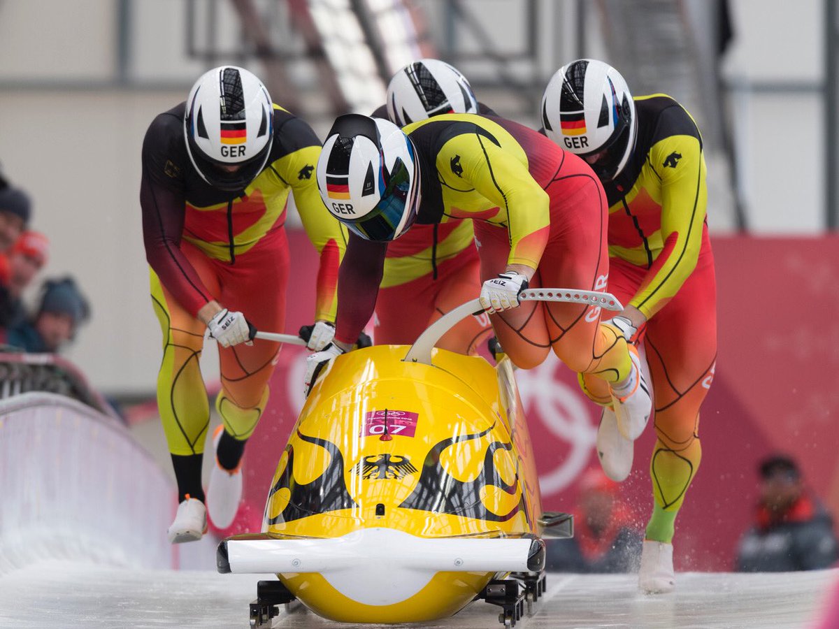 BSD_Presse's tweet photo. Doppelerfolg mit Gold und Silber bei den Olympischen Winterspielen im Viererbob #Bobsleigh #PyeongChang2018 #BSDteam https://t.co/jeAot2JgC8