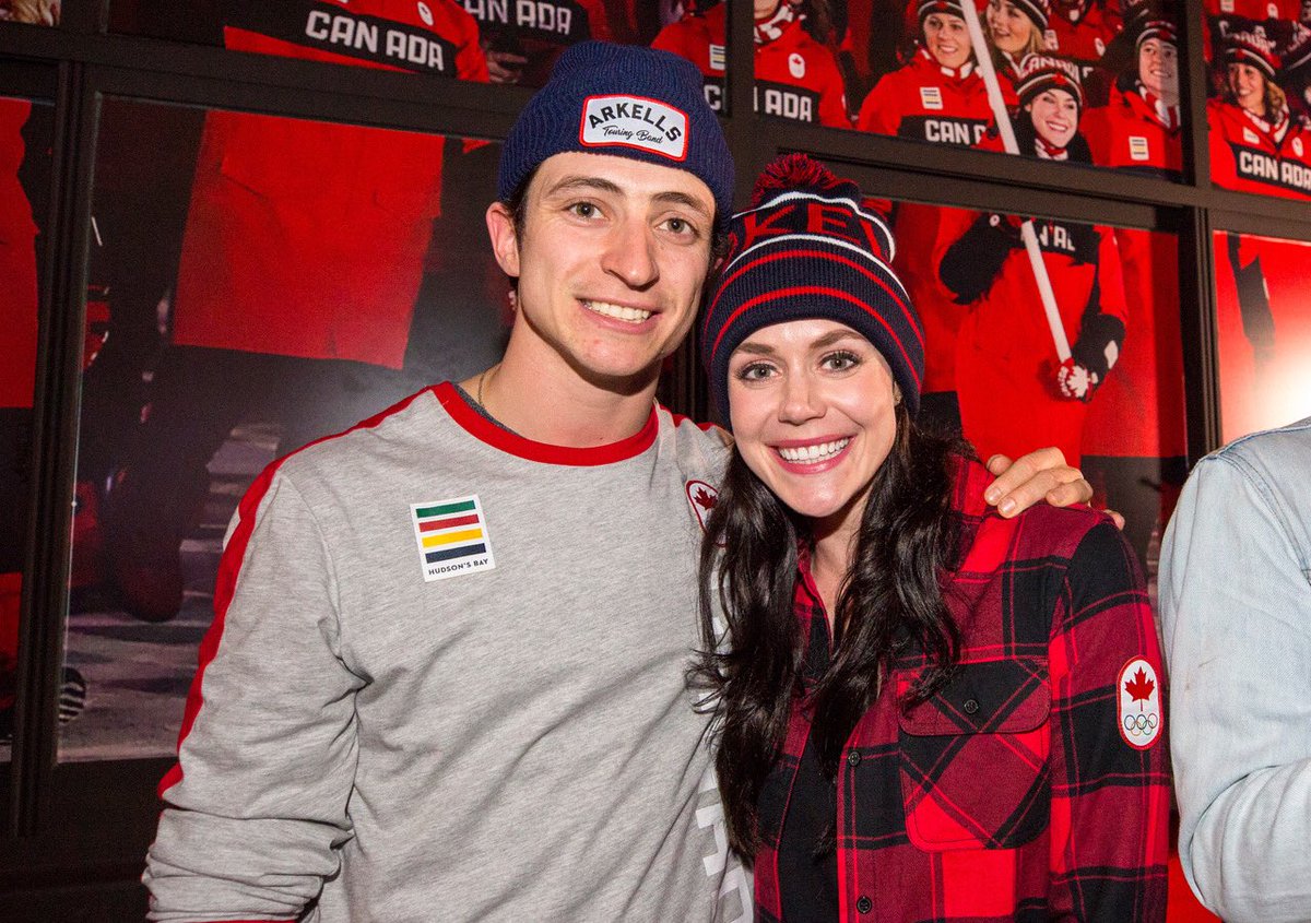 arkellsmusic's tweet image. Craziest party EVER. Huge ❤️ to Tessa &amp;amp; Scott for introducing us, the Women’s Hockey for singing Kareoke and Tristian Walker for sitting in on the drums for a tune. 🇨🇦🕺🏽💃🏻🎤