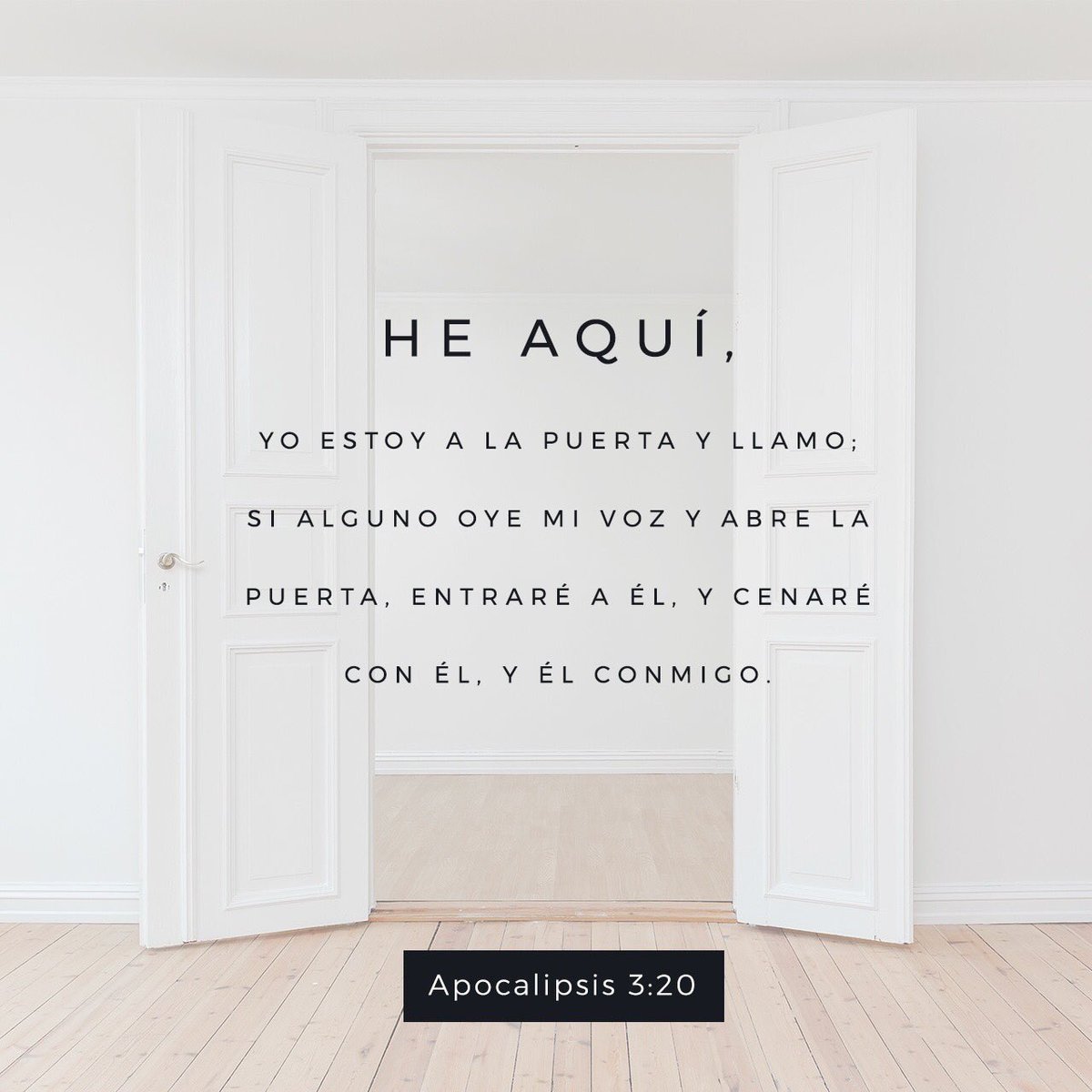 YouVersion_ES's tweet image. 📖 “He aquí, yo estoy a la puerta y llamo; si alguno oye mi voz y abre la puerta, entraré a él, y cenaré con él, y él conmigo.”
&amp;lt;&amp;lt;Apocalipsis 3:20 RVR1960&amp;gt;&amp;gt;

🔗 bible.com/149/rev.3.20.r…

#youversion_es #versiculodeldia #youversion 

👉🏻 Facebook: goo.gl/Wvri6W