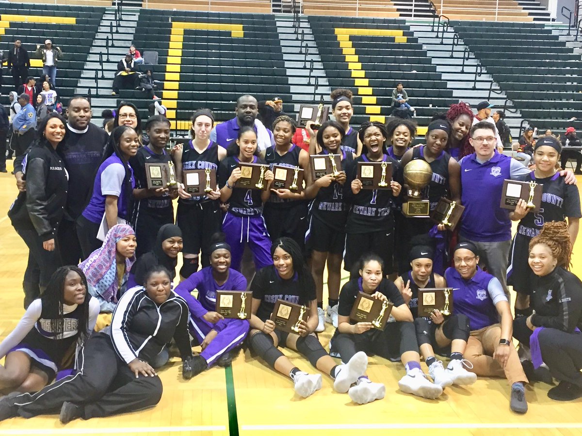 newarktechgbb1's tweet photo. BACK2BACK ESSEX COUNTY CHAMPS!!!! https://t.co/Bq8i2HEDgF