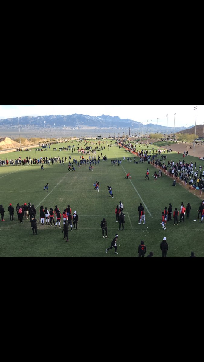PalmBeach7on7's tweet photo. @coachmarroquin @PBFireFootball @Believe_UrEyes #deserttakeover #Fire #deep https://t.co/Zldjyc2tLU