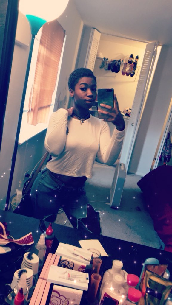 ChadRadwelll's tweet photo. Pretty lil brown thang 😍🤤🍪 https://t.co/vFhy73mgiM