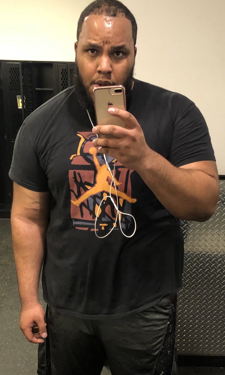 bryce_right's tweet photo. I’ve become a gym fanatic #gym #fitness #gymlife #muscle #motivation #gymrat #muscletech #3yearsstrong #getbig #bodybuilding #ripped https://t.co/odurmn9dpM