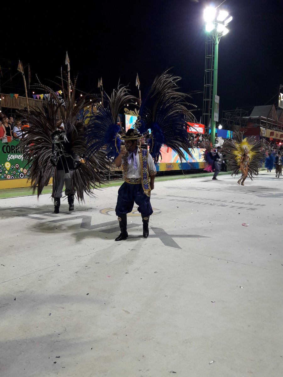 rsudamericana's tweet photo. #RadioSudamericana en la #ÚltimaNoche de los #Carnavales ahora en el #NoloAlias #AraBera☇☇☇ 🎭🎭🎉🎉🎉 https://t.co/1yvUqzy1e1