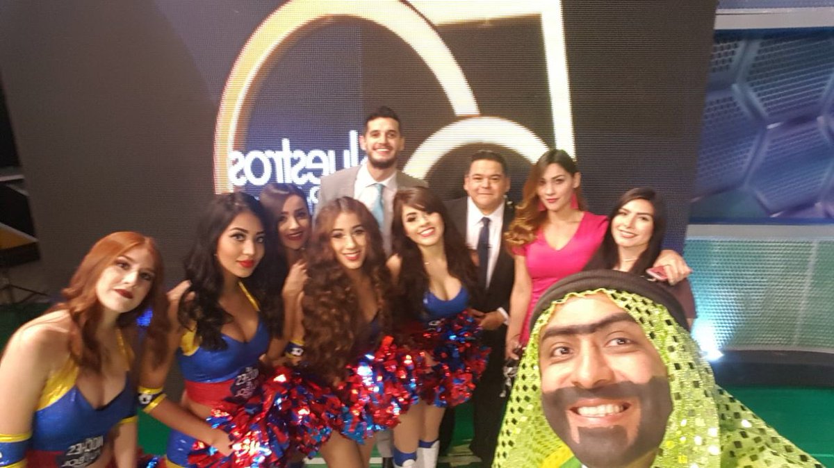 ferguajardo14's tweet photo. 50 años no se cumplen todos los días! 📺🎂#LasNochesDelFutbol #Multimedios50 #NosCambiamosal6 https://t.co/XxX0mR02pg