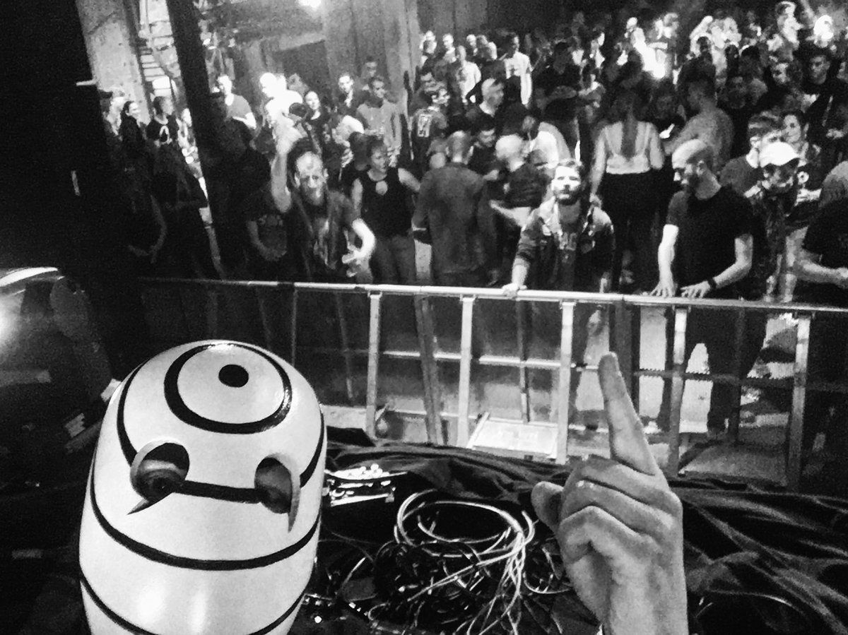 OfficialWeaponx's tweet photo. Partypeople represent @officialb2s #hardcore4life #millenium #djweaponx #hardcore https://t.co/5LggDtal6u