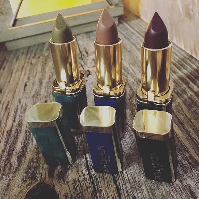makeupbeanmua's tweet photo. Picked these @lorealmakeup lipsticks up from @beautyinbeaumont today ! I’m really excited to wear them ! They feel great and the colour is 🔥! #lorealxbalmain #balmainxloreal #legendary #balmaininstinct #liberation #loreallipstick #minihaul #makeupb… https://t.co/w3UkurB9Y0 https://t.co/92MSg9gbpS