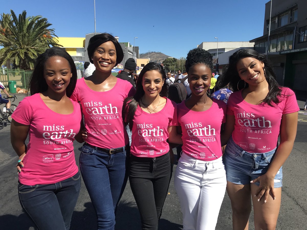 Abramjee's tweet photo. #SaveWaterAmbassadors are out and about at @OpenStreetsCT spreading the message. @DWS_RSA @missearth_sa @ChangeAgentSA @IriniMoutzouris @TheCapeArgus https://t.co/m881DM3Rrb