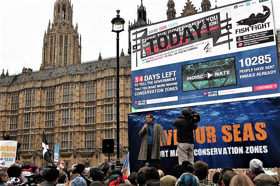 MelissaMoore08's tweet photo. 5 years ago today 25/2/13 about 2,000 people marched on Westminster with Hugh F-W, to call for 127 proposed Marine Conservation Zones to be designated in line with Defra's scientific advisory panel. Today we still only have 50. Time for the other 77 #MCZs @michaelgove #bluebelt https://t.co/aaMTxFjp7f