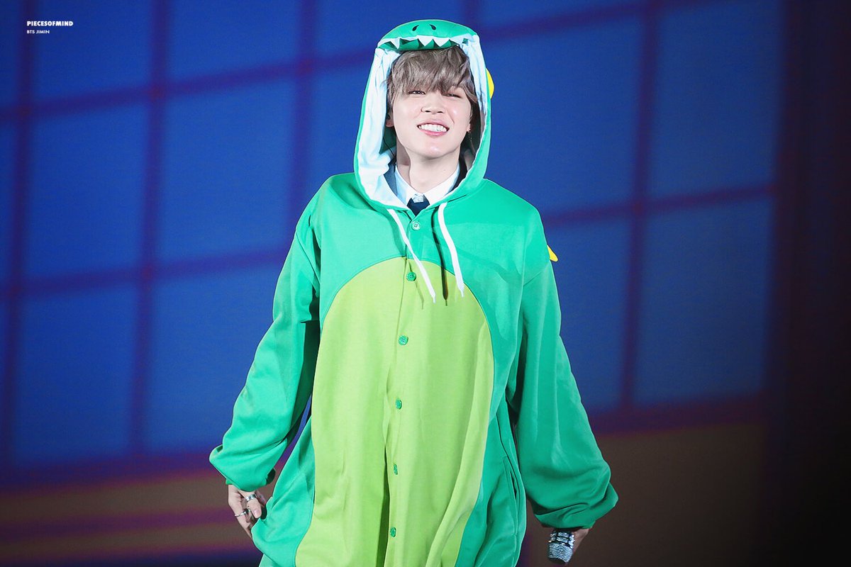 jimin pics 🌸 on Twitter: "This baby Jimin dinosaur is telling you to RT