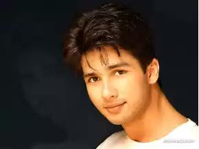 Happy birthday Shahid Kapoor    .........god bless you ........god complete ur all wishes......      