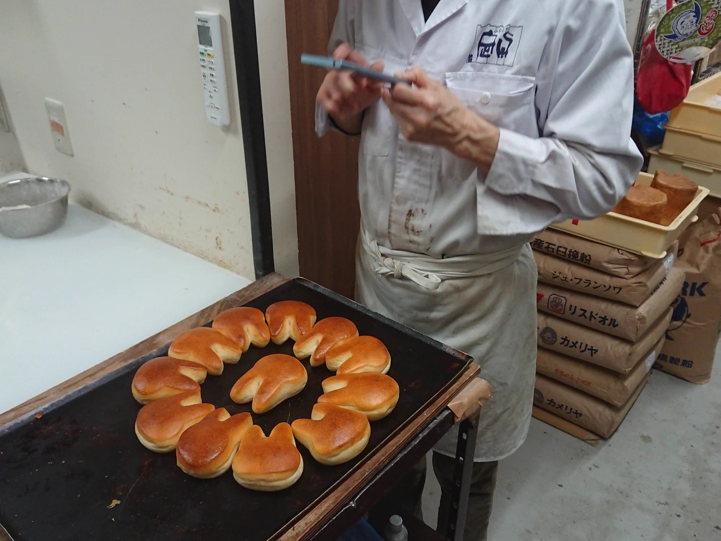 一体何が始まるんだ…父親が作り出した陣に注目が殺到ｗｗ