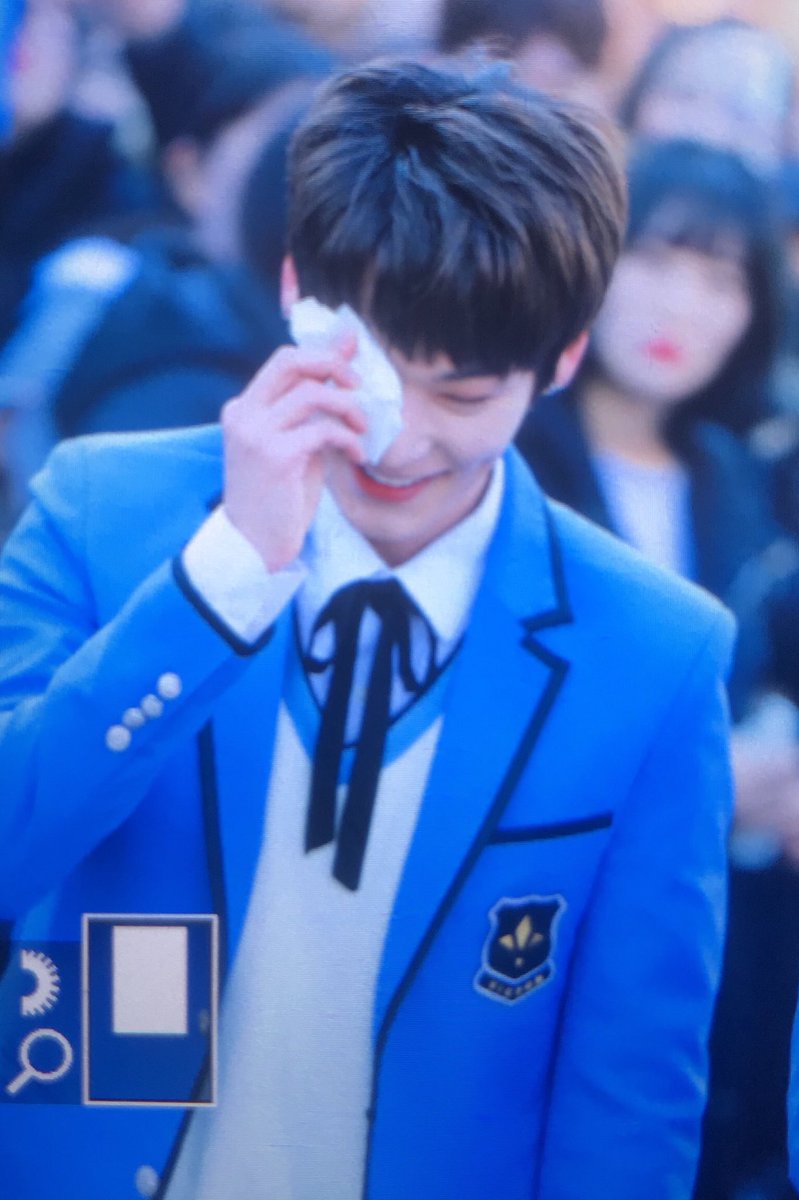 charmer1214's tweet photo. 180225

#허찬 #HeoChan 
#빅톤 #VICTON    
@VICTON1109 https://t.co/5hI15nSMjM