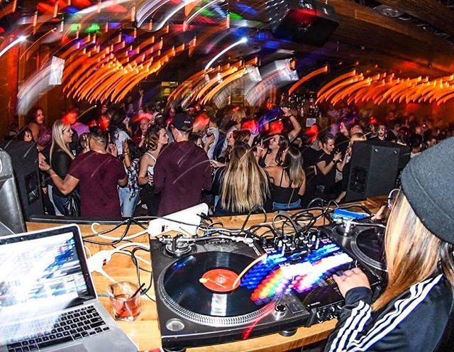 HotMessCalgary's tweet photo. All you ladies pop yo pu$$ies like this. @djsonidef @local522 #bubbkebutt  Photo by @m.grondin.photo https://t.co/bUm1vNRZho https://t.co/eaeX7ri68i