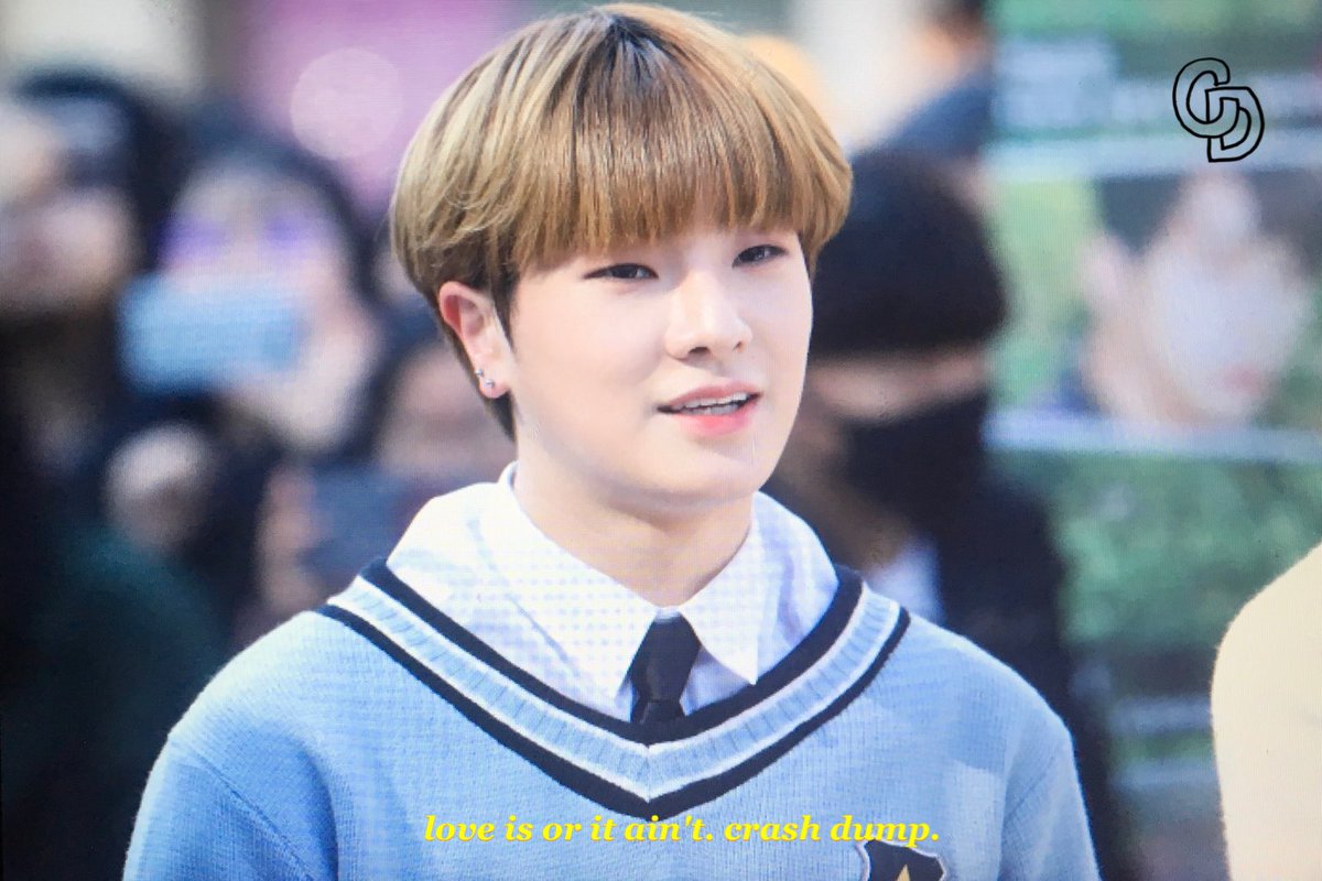 970925net's tweet photo. 180225 신촌 버스킹 프리뷰  #한세 #도한세 #빅톤 #VICTON #나를기억해 #onmyway @VICTON1109 https://t.co/xUR1Yu722x
