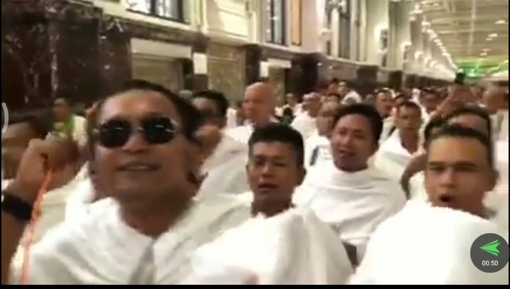 SaviC0li's tweet photo. @ronavioleta @GPAnsor_Satu @GunRomli @nongandah @Banser_CyberNU @GPANSOR_ gunromla ada juga mba di yel yel... https://t.co/oyHnIOmDha