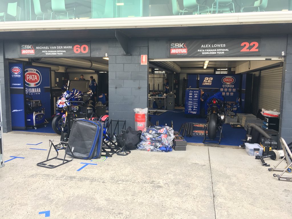 PataMaxusYamaha's tweet photo. Pack up has started here at @PICircuit, just in time for the rain! ๐ฆ๐บ๐ฆ #AUSWorldSBK #AroundWorldSBK #YamahaRacing #WeR1 https://t.co/jlBh2pWSdm