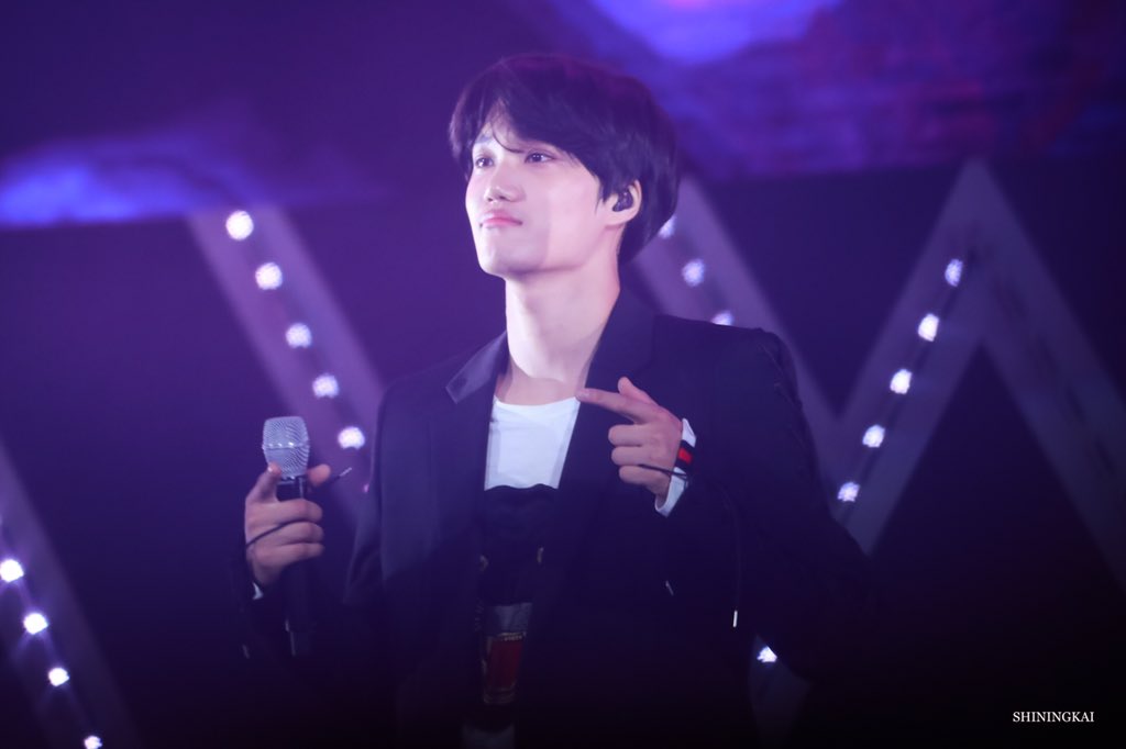 shiningkai0114's tweet photo. 0203 fm
#KAI #jongin #카이 #EXO #iHeartAwards #BestFanArmy #EXOL #EXO_Olympics 
@weareoneEXO https://t.co/PFOaawsp5s