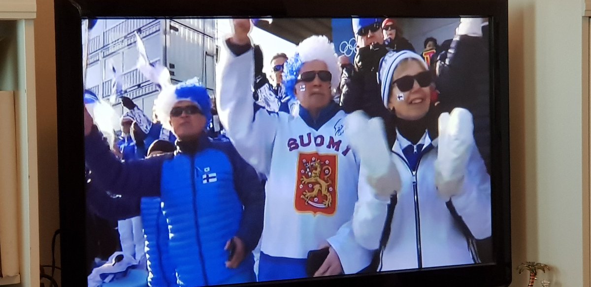 Hopeaa Krista #Pärmäkoski ! Upeaa! 💕🥈🇫🇮 #olympialaiset2018 #hiihto #olympicteamfi #PyeongChangFi #PyeongChang2018 #yle