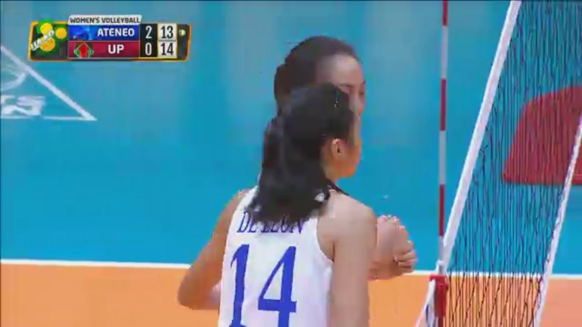 JiaGuelOFC's tweet photo. Good friend lang and #BFFsOnly HAHAHAHAHAHAHAHAHAHA GO ATENEO! #LockedAndLoadedAteneo https://t.co/MUH7alSFUm