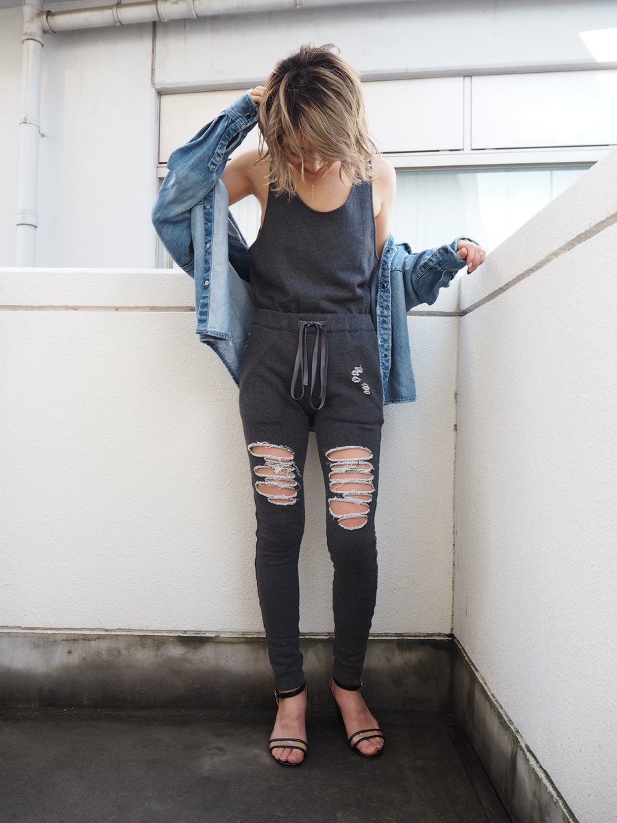 _fashionwalker_'s tweet photo. 【GYDA】明日2/26(月)AM11:59まで【10％OFF】
STAFF着用★おすすめITEM多数登場♪
https://t.co/UwskF0EN3t

#GYDA #ジェイダ #GYDIES #FitMeDenim #FILA #MICKEY #SWIMWEAR
@GYDA_com https://t.co/vvPVJix7lN