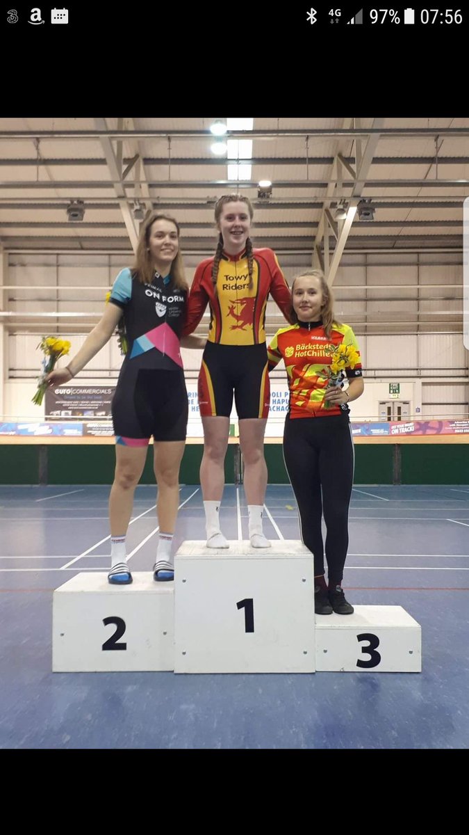 DaniParker20's tweet photo. Enjoyed 2nd Icebreakers yesterday! Pleased with my result after a hard week @WelshCycling
#tiredlegs @HotChillee @Lassensports @OTESportsGB @Team_BHC @TEC_Components @Maggy_PR @MooseUK @addgorffmaes https://t.co/YGsE8QGg1m