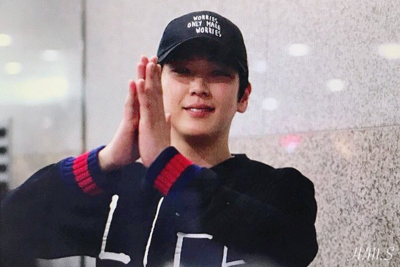 HM_S__'s tweet photo. 🙏🏻🙆🏻 https://t.co/MysZLjaqb1
