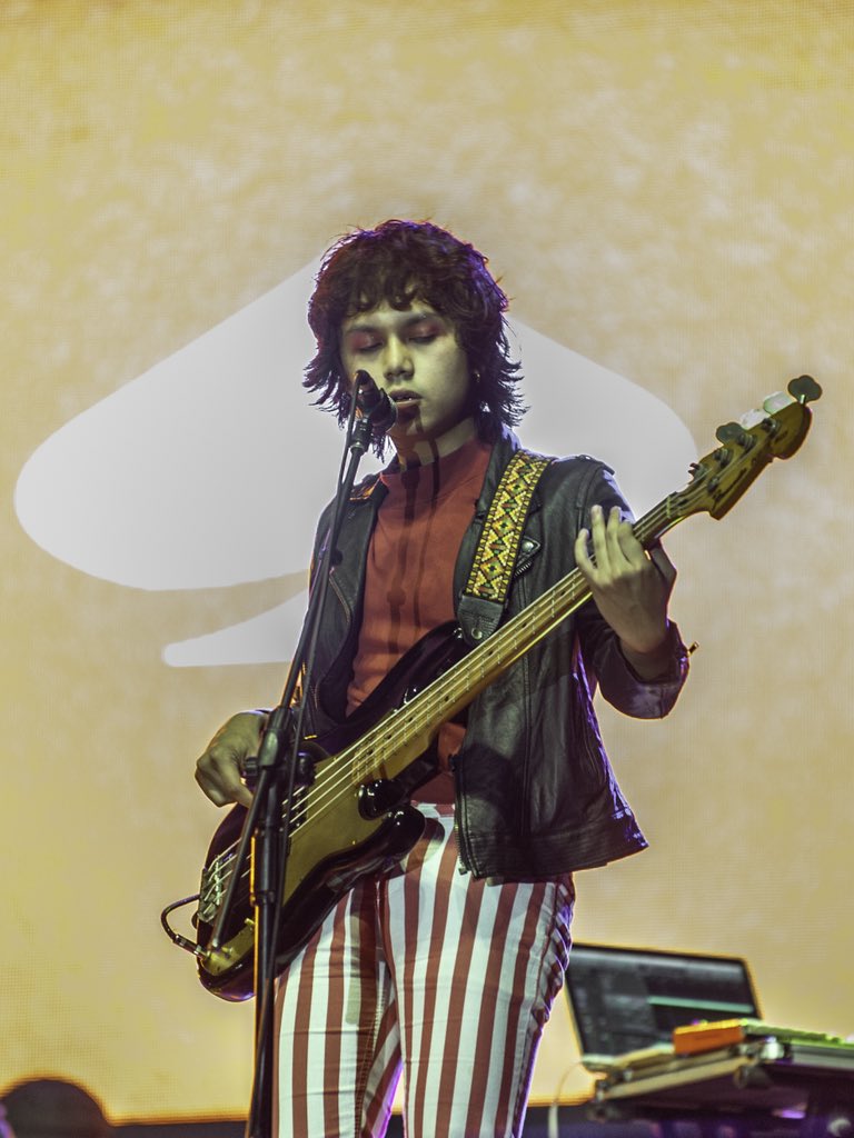 sanlylrnz's tweet photo. Kayo na ang tahanan at mundo
@IVOFSPADES ♠️
#DiversifySeniorHigh
#USTSHSMusicFest2018
#USTSHSWeek2018
#USTSHSWEEK2018 https://t.co/28Uj975xFY