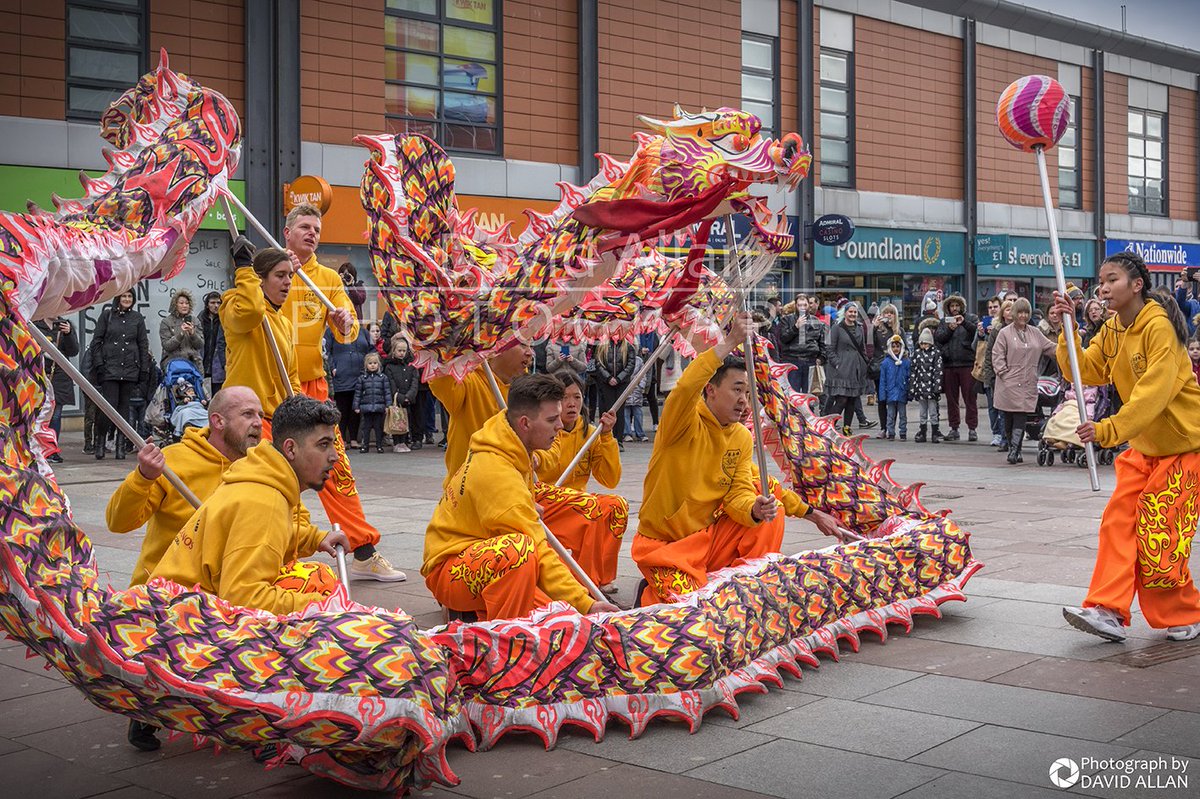 Colourful Chinese New Year celebrations at lunchtime today in Sunderland's Market Square... <a href="/SunderlandUK/">Sunderland UK</a> <a href="/SunderlandBID/">Sunderland BID</a> @SunderlandCP <a href="/RoughDia_Ent/">RoughDiamondEnt</a> <a href="/AsianaFusion/">AsianaFusion</a> @SunderlandVibe <a href="/SunderlandCity/">Sunderland.City</a> @SunderlandPic <a href="/NorthernEngland/">North of England</a> <a href="/getnorth2018/">Great Exhibition of the North 2018</a> <a href="/NorthEastTweets/">North East Tweets</a>