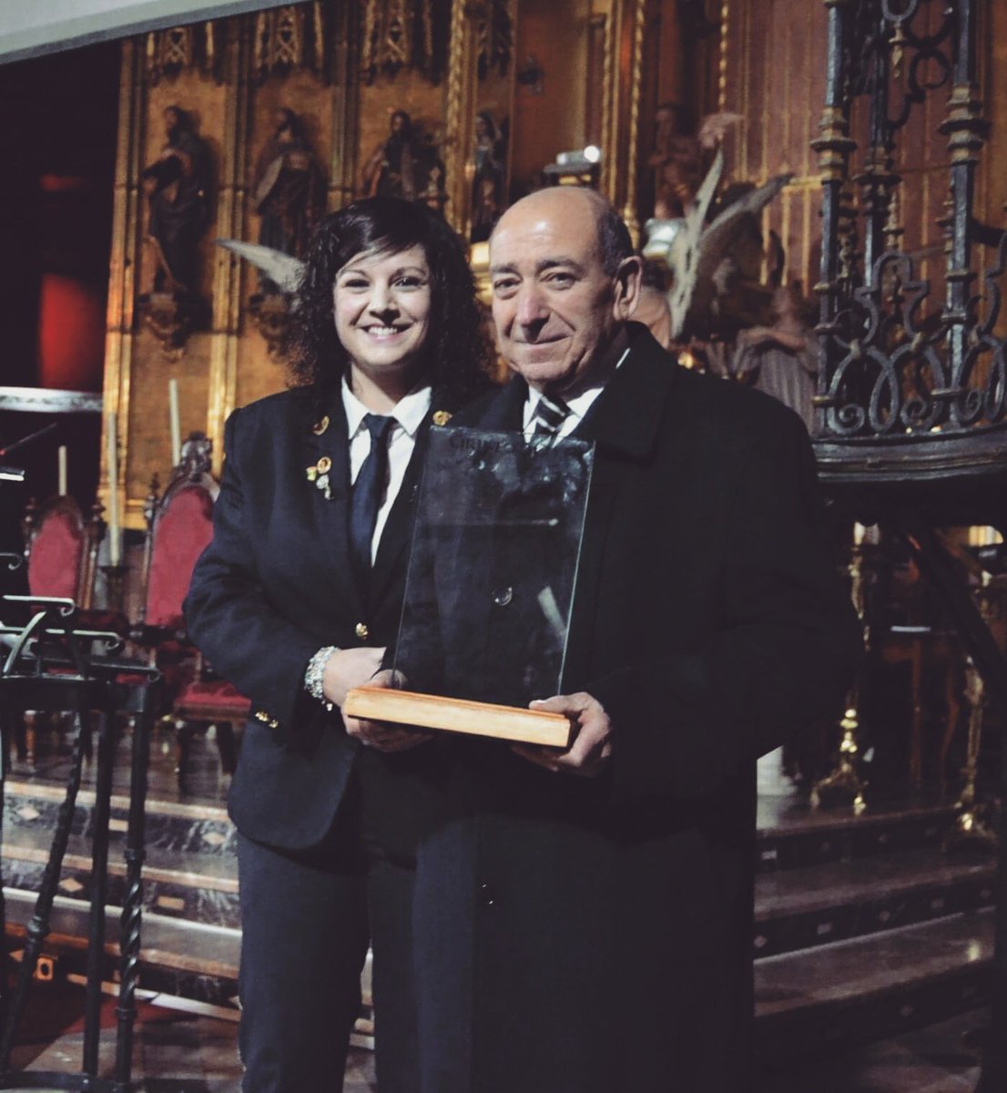 Ya tenemos Cirineo del año 2018. Nada más y nada menos que nuestro Cañamon. JUAN LÓPEZ MORALES. Te lo mereces sin duda. Felicidades Maestro!!! (📸 <a href="/RADIOHELLIN/">RADIO HELLIN 107.6FM</a> )