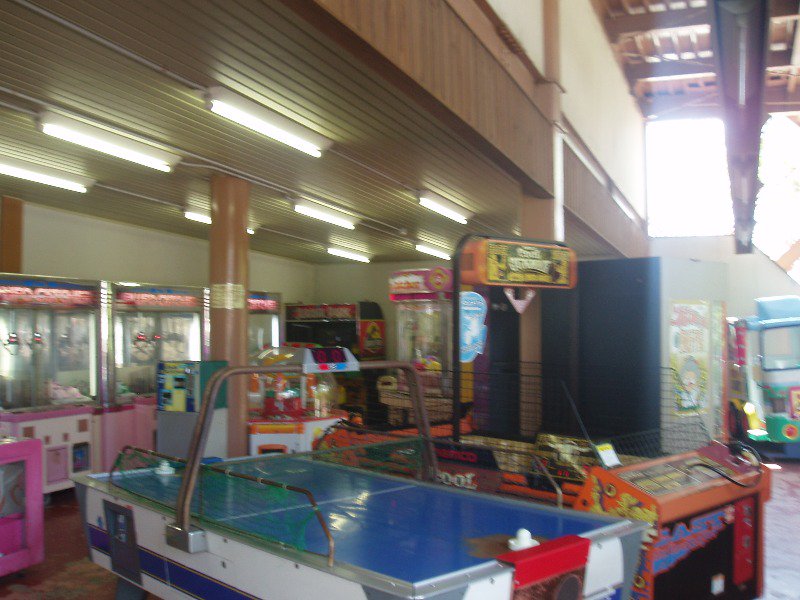 ジェットコ社会人 708k Twitterren ゲームコーナー系が 軒並み無くなってたのも驚いた ゲーセン があることが悪では無いけど パークとして研ぎ澄まされていってるのを感じました 鈴鹿サーキット モートピア