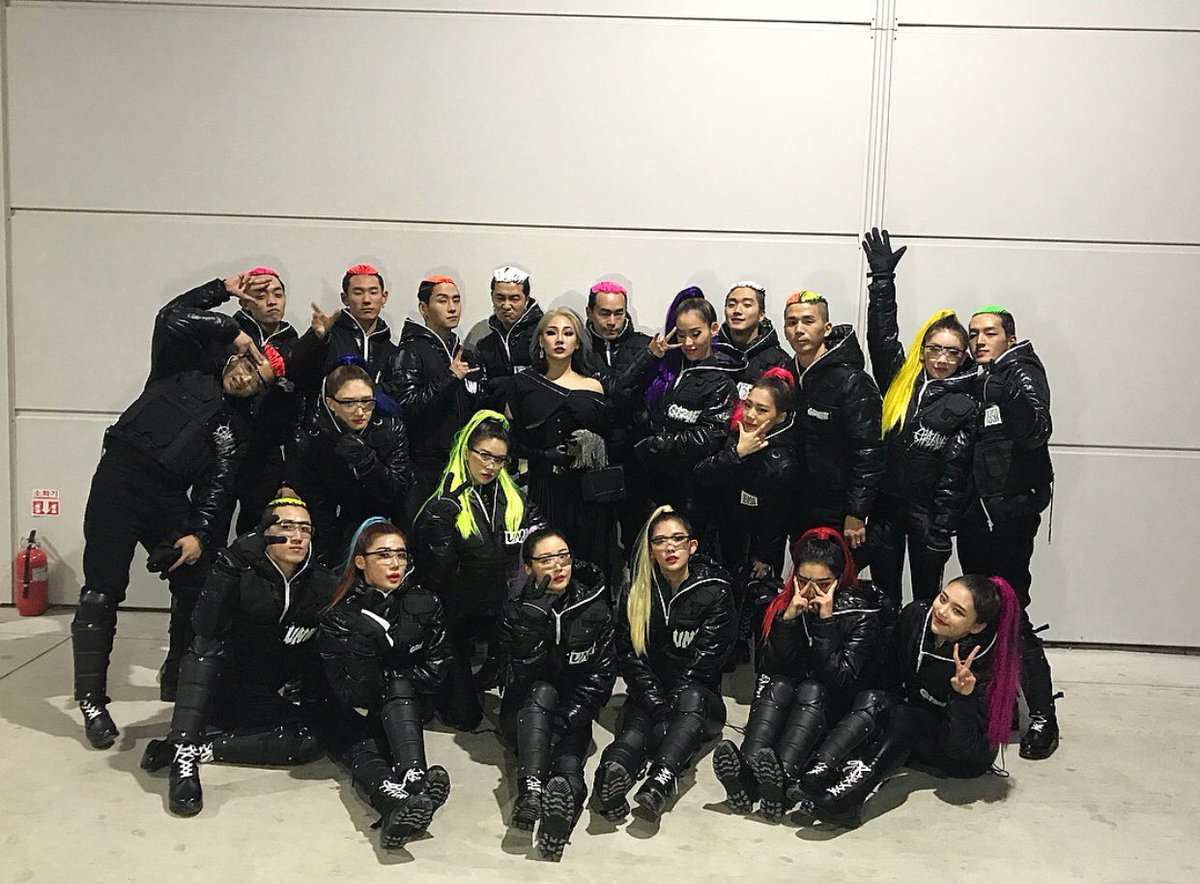 _feelthat2NE1's tweet photo. Can't wait D-1 #HBDCL https://t.co/mAy6tfjQEw
