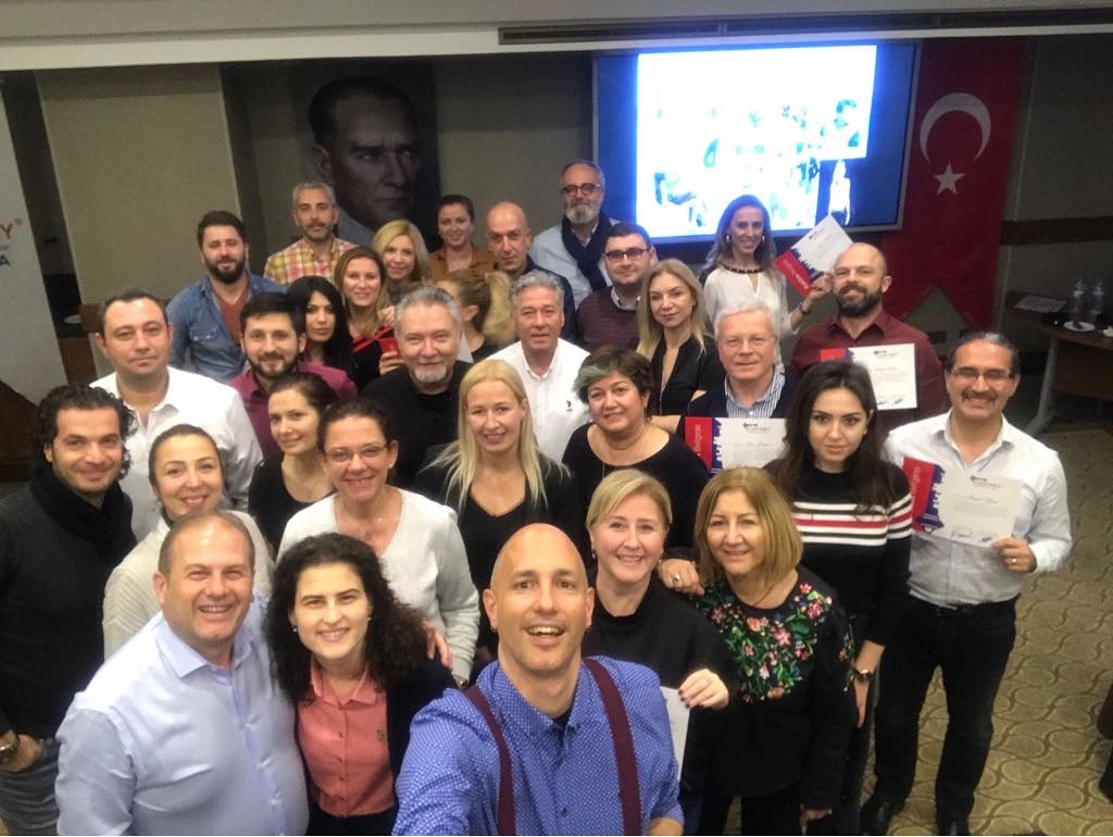 kursat_tuncel's tweet photo. #satışeğitimi #eğitim #startkey #satışküpü https://t.co/v45Uh35Let