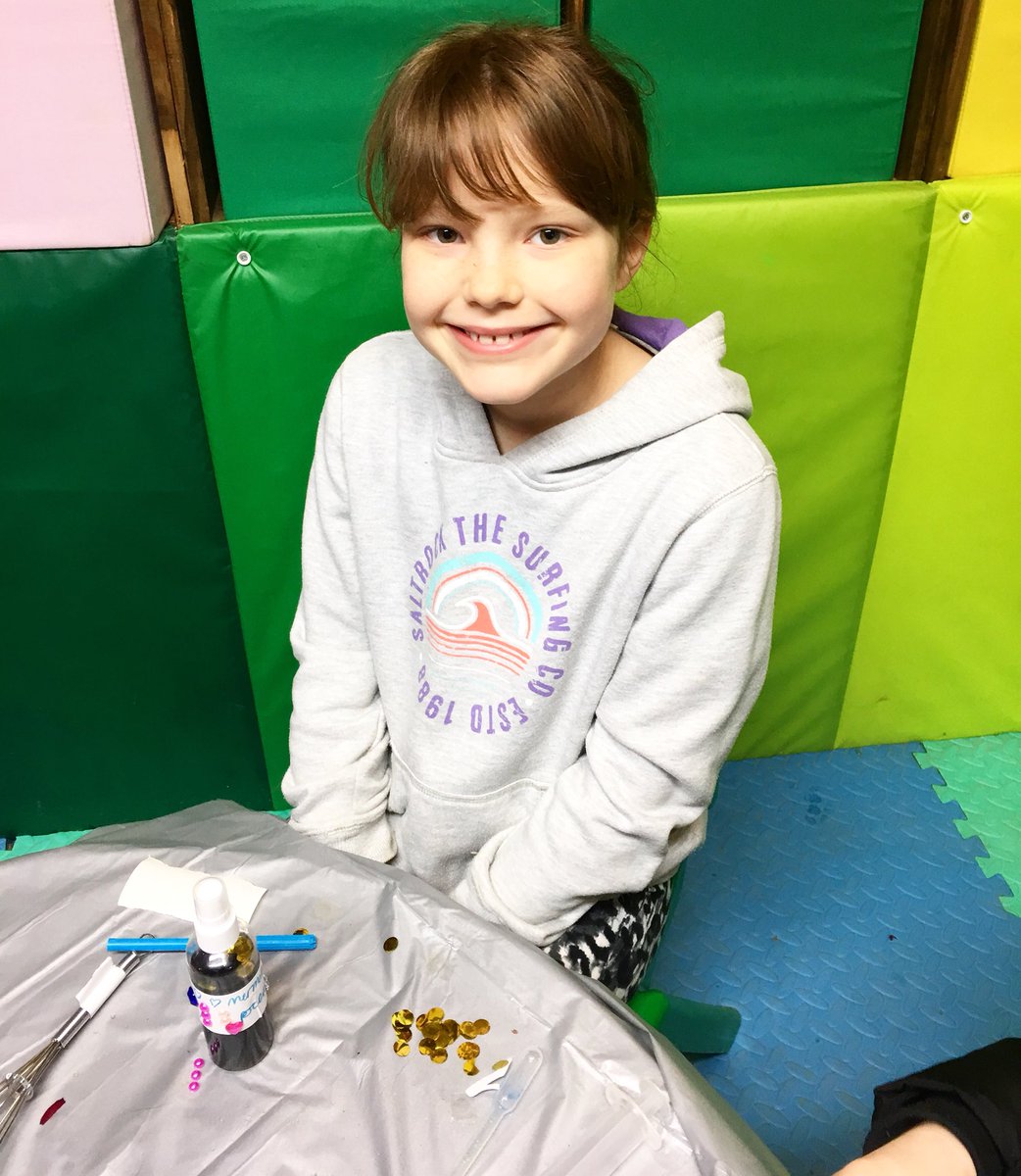 pumpkinsart's tweet photo. Making Scents @LayhamsFarmShop @pumpkinsart #bromley #hayes #layhamsfarm #makingscents #makingperfume #kidsactivities #kidsart #artclub #artworkshop https://t.co/ABA7DMlJfp