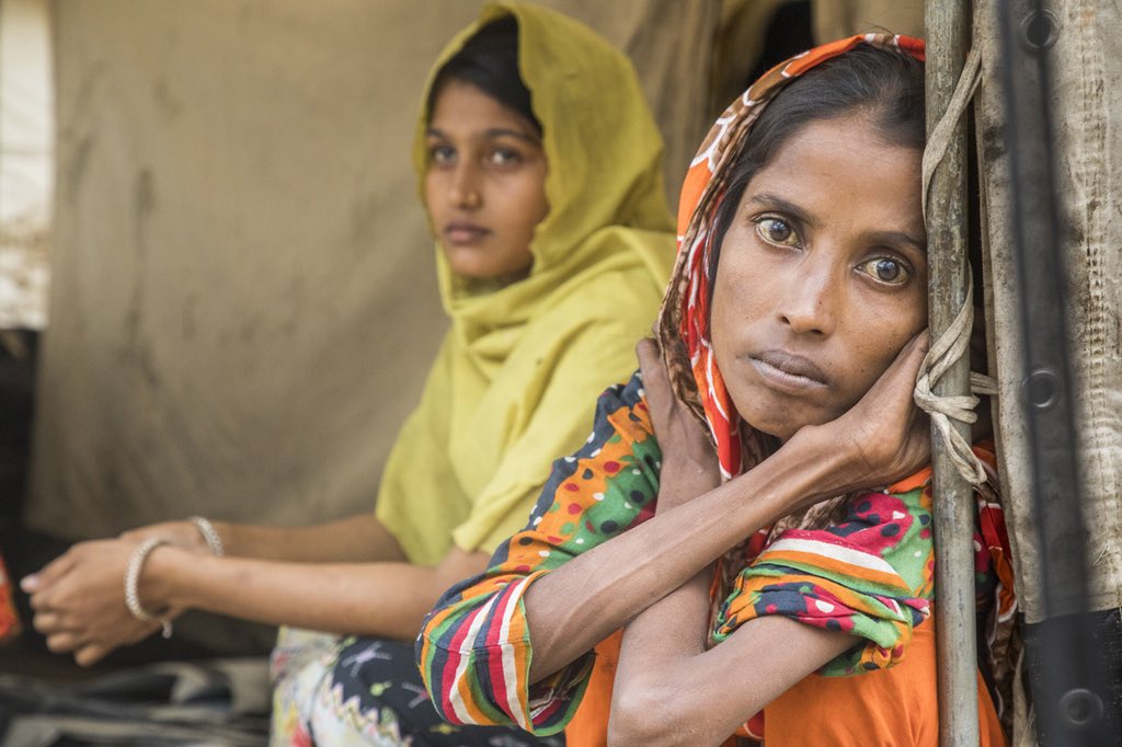 Six months ago, 688000 #Rohingya people fled violence in #Myanmar. From day 1, <a href="/WFP/">World Food Programme</a> has been giving life-saving food and fighting malnutrition. WFP is now readying for the monsoon season, building bridges and roads and making sure we continue to deliver food to everyone in need.