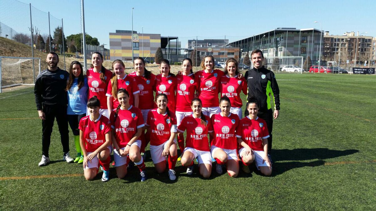 alcobendas04's tweet photo. Nuestro equipo femenino con el patrocinio de @RBAlcobendas 
Gracias por vuestra colaboración. https://t.co/KeM3xrJhpa