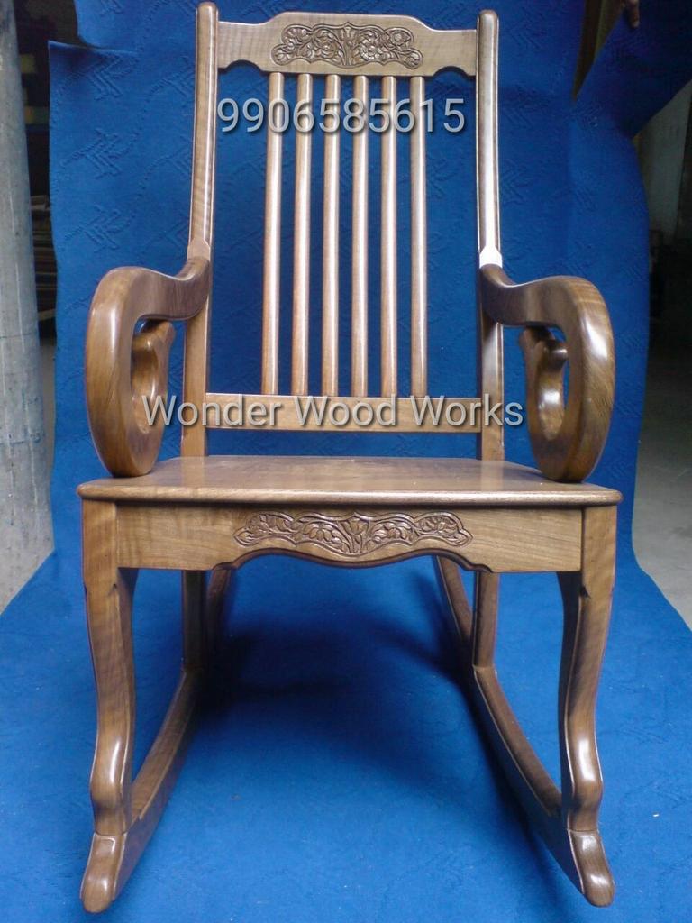 CWonderWoodWork's tweet photo. #rockingchair #handmade #walnutwood #kashmirheritage #art #carving #kashurTalent #handmade #artwork #artistsontwitter #topqualityselection #creative #ethnic https://t.co/o3WSAMiyLW