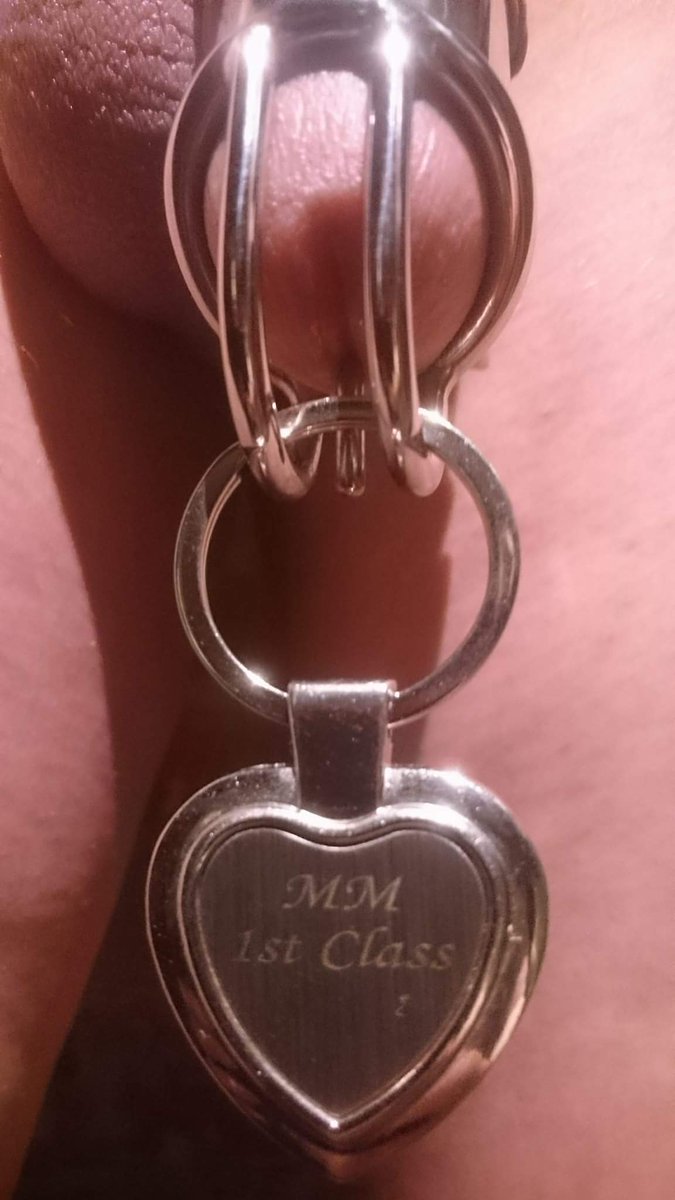 MMsCHOKO's tweet photo. 34 weeks in #chastity.
#keyholder the wonderful #1stclassdomina #DanishFemdom
In #Copenhagenfemdom
#studio
#Amazingphoenix
I'm a Lucky #slave https://t.co/OCINo1UzKg
