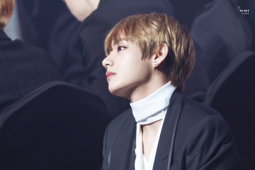 Тэхен бтс. Bts taehyung. Bts taehyung. Тэхен бтс. Тэхен бтс.