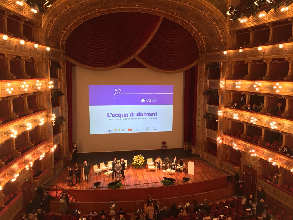 FAIGiovaniGE's tweet photo. XXII Convegno Nazionale FAI (24-25 febbraio 2018)
“L’acqua di domani”

#salvalacqua #fai #fondoambiente #fondoambienteitaliano #faigiovani #faigiovanigenova #acqua #ambiente #cultura #paesaggio #tutela #salvaguardia #giovani #teatromassimo #teatromassimopalermo #palermo #sicilia https://t.co/BP1wvvZatU