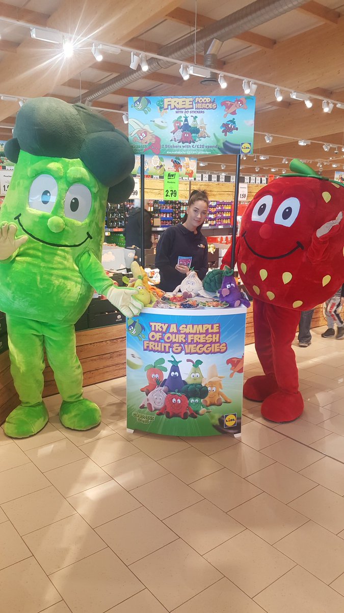 MexEvents's tweet photo. The @lidl_ireland #Goodnessgang are in #Drogheda this morning with Sophie Strawberry &amp; Bob broccoli promoting #Foodheroes #Foodsampling #MexEvents https://t.co/5wf1bvM2Yw