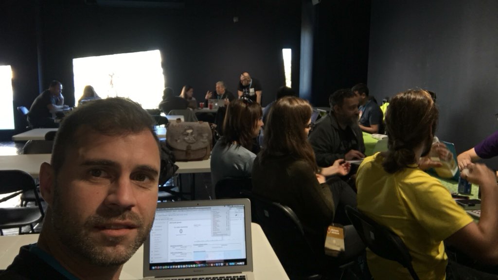 TomyCant's tweet image. Ya estamos contribuyendo a #WordPress en #WCGranCanaria te apuntas? #SDRCamp