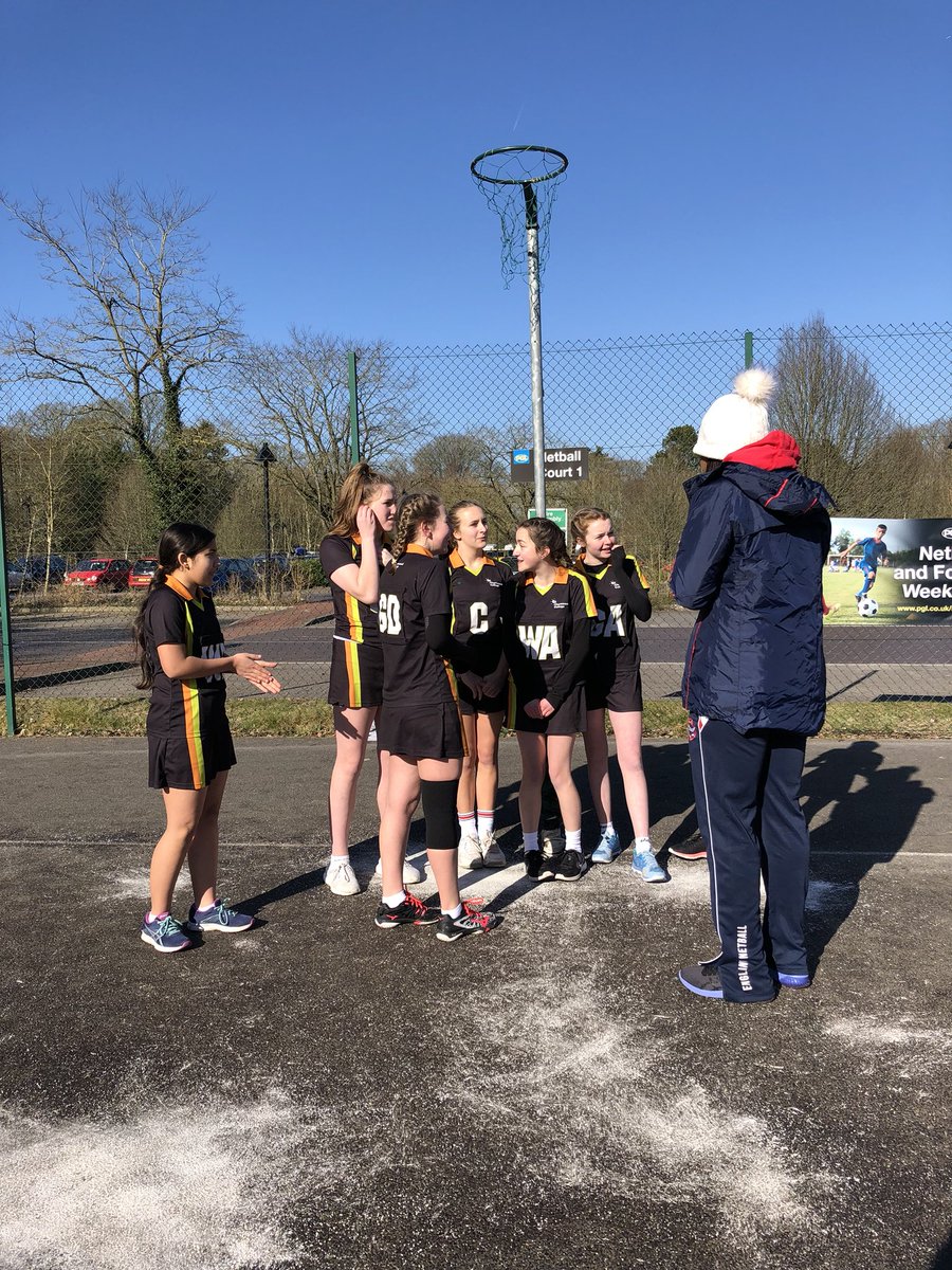 PeaseMiss's tweet photo. Year 10s are having a chat with @EboniBChambers whilst waiting for the courts to thaw. @PGLTravel #CWCNetballTour #CWCSport @CharnwoodColl https://t.co/3i3YyfR7Kc