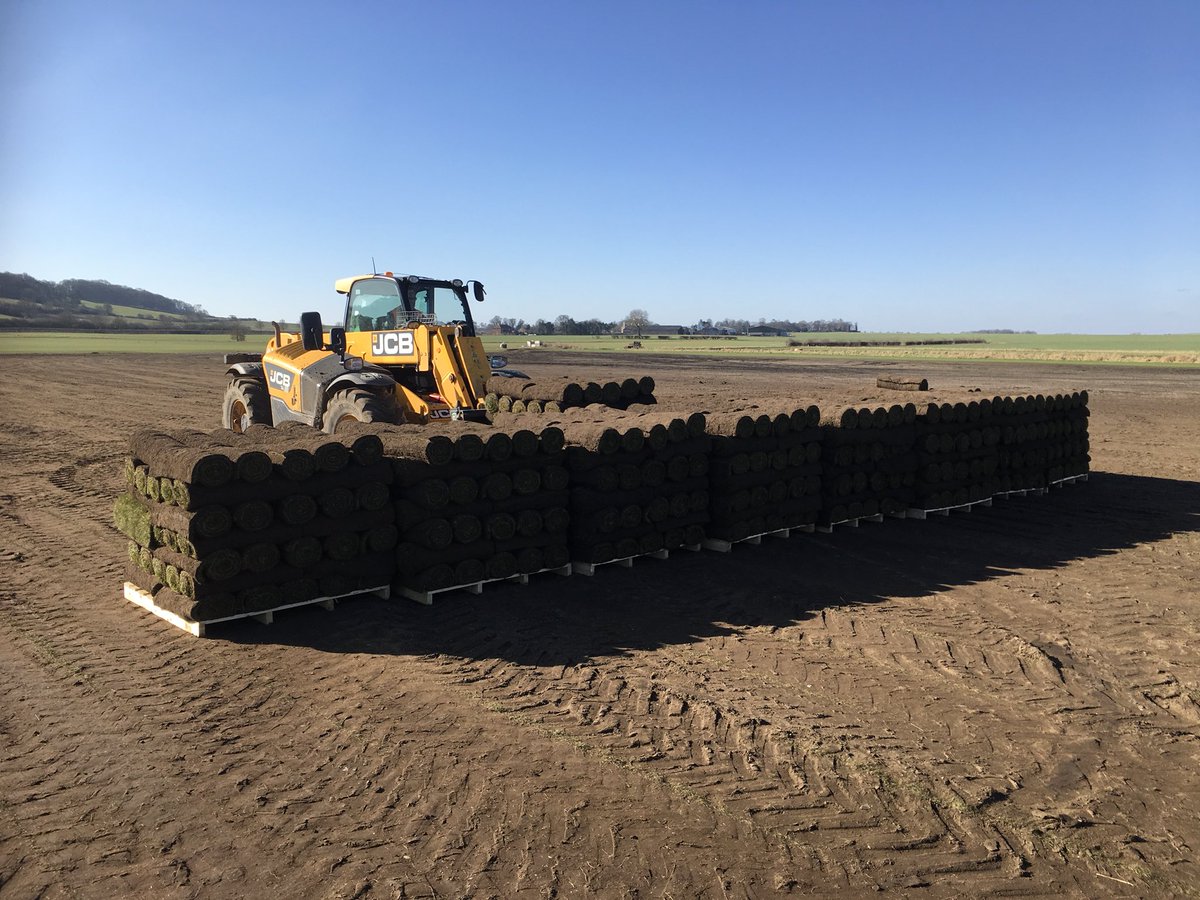 arnold plant hire (loadingshovels) Twitter