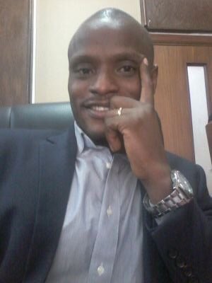 ida_sawyer's tweet photo. #RDC: Forces de sécurité dispersent des manifestants pacifiques une fois de plus. Activiste du mouvement citoyen Collectif 2016 Rossy Mukendi tué vers la paroisse St Benoit à Lemba, Kinshasa. Internet+SMS coupé depuis ce matin.Rapports des blessés, arrestations à travers le pays. https://t.co/EnmZOvmi4x