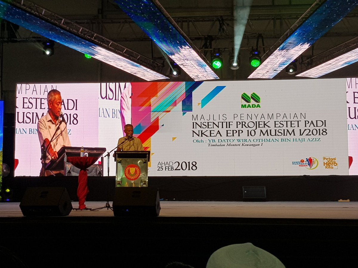 PuteraRizal80's tweet photo. Majlis Penyampaian Insentif NKEA Musim 1.2018 &amp; Kempen Padi Angin https://t.co/OjwhekwcbT