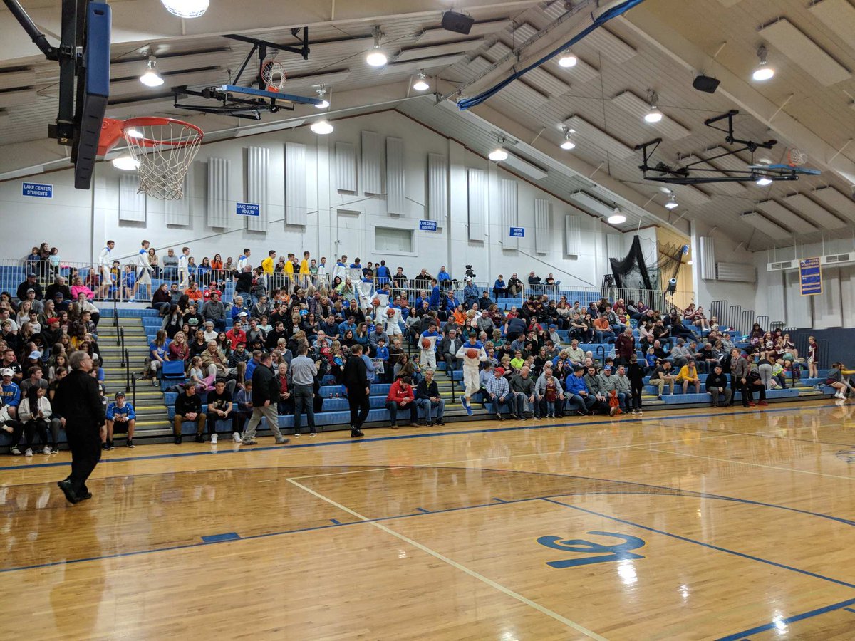 btsohio's tweet photo. Pics From Last Nights Big Time Sports TV Game Lake Centre Christian vs Southeast More on our Facebook Page https://t.co/DxnLpfnNcV
